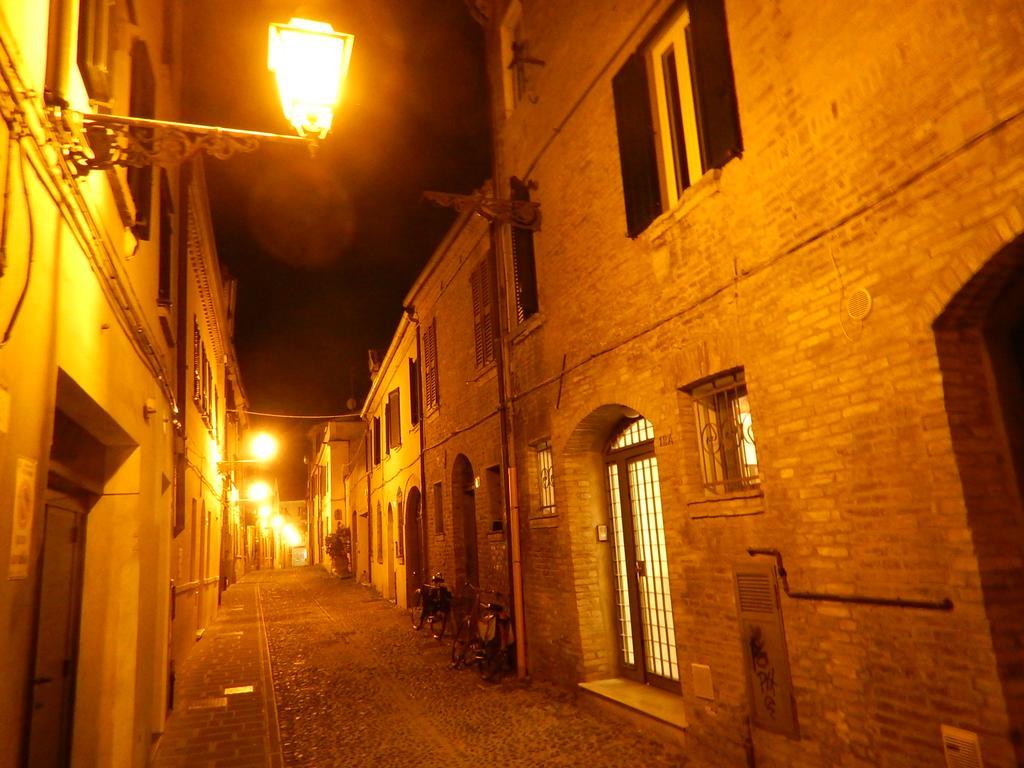 La Casa Degli Zii Lejlighed Ferrara Eksteriør billede