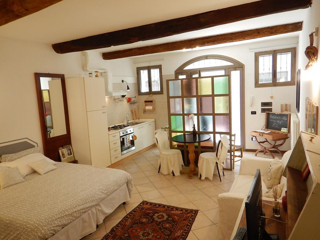 La Casa Degli Zii Lejlighed Ferrara Eksteriør billede