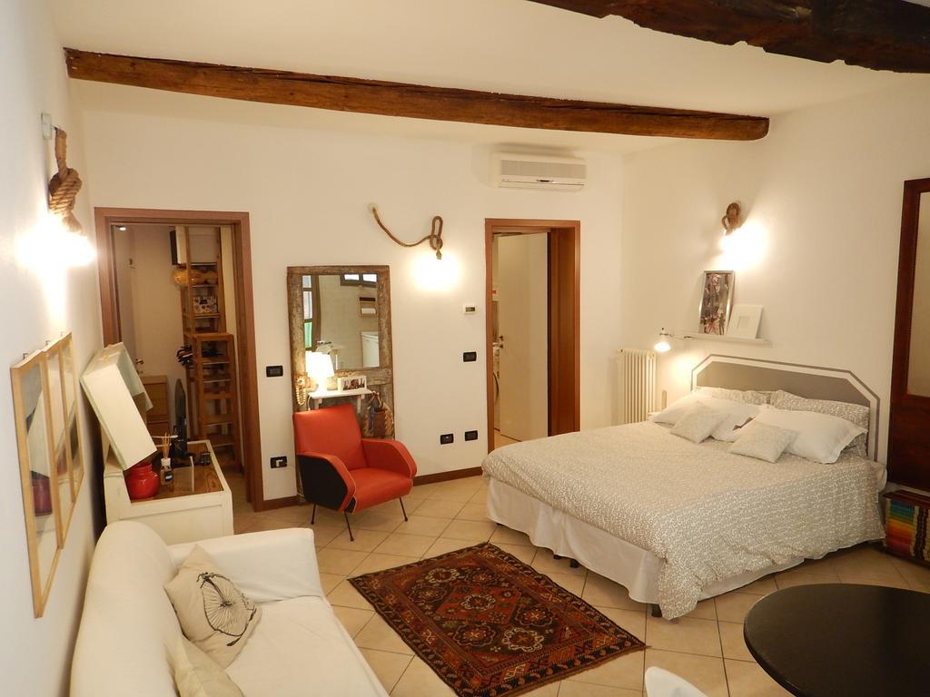 La Casa Degli Zii Lejlighed Ferrara Eksteriør billede