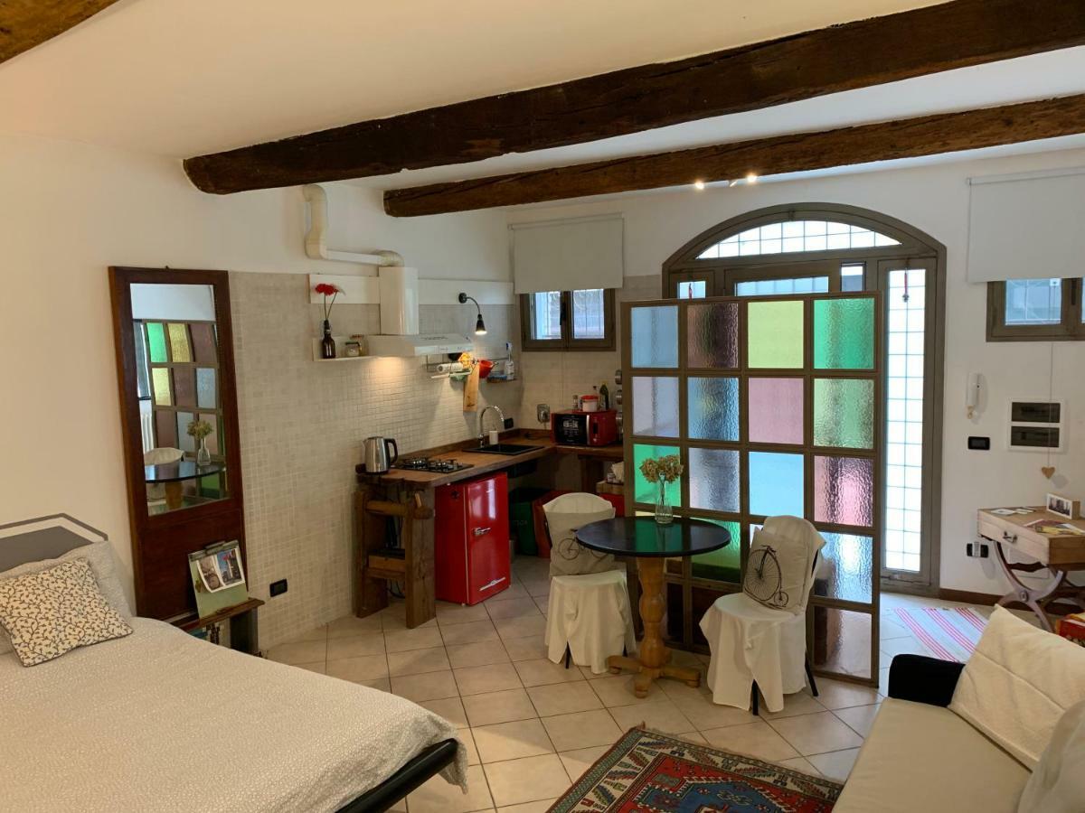 La Casa Degli Zii Lejlighed Ferrara Eksteriør billede